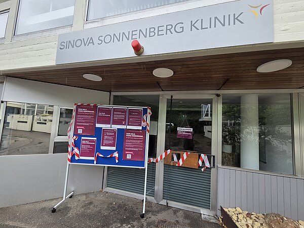 Haupteingang der Sonnenberg Klinik