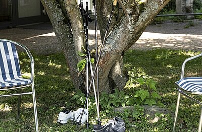 Nordic Walking Stöcke und Stühle