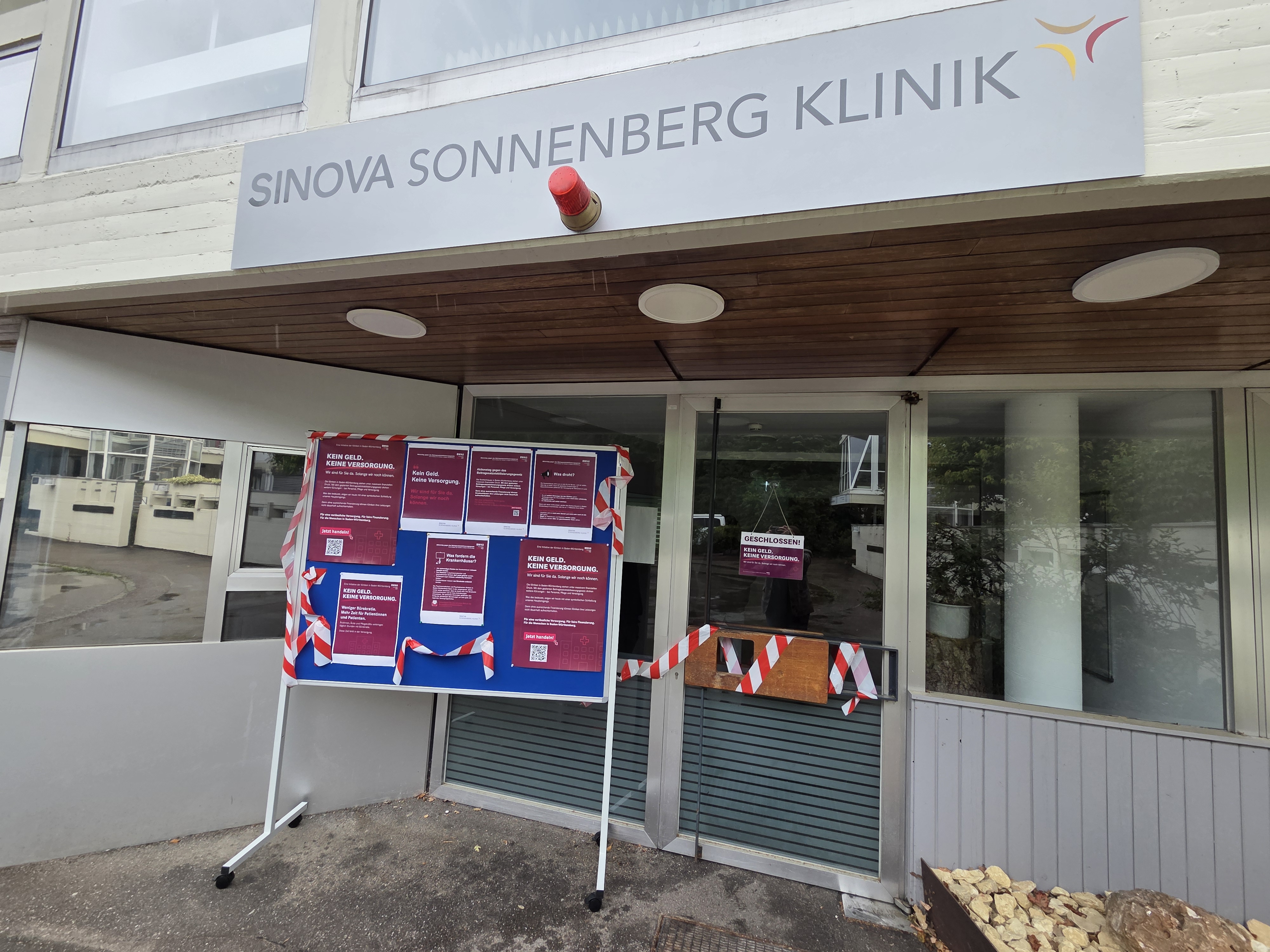 Haupteingang der Sonnenberg Klinik